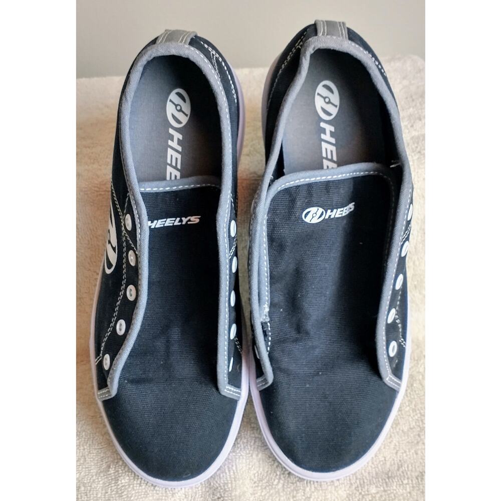 Heelys Wheeled Skate Sneakers. Men's 7. Black. HES10459
